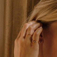 Gigi Clozeau - Bague opale Croix Perlée, diamant, or rose, T 51