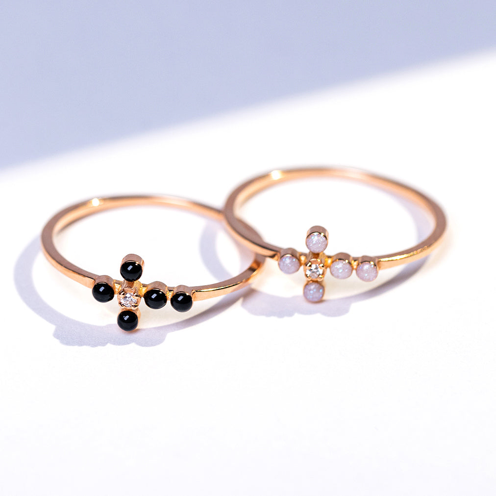 Gigi Clozeau - Bague noire Croix Perlée, diamant, or rose, T 49