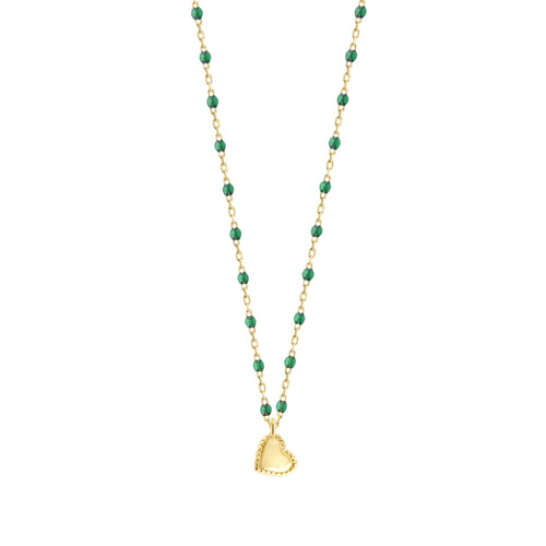 Gigi Clozeau - Collier Lucky Coeur, or jaune et mini perles de résine émeraude, 40 cm