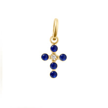 Gigi Clozeau - Pendentif prusse Croix Perlée, or jaune, 1 diamant