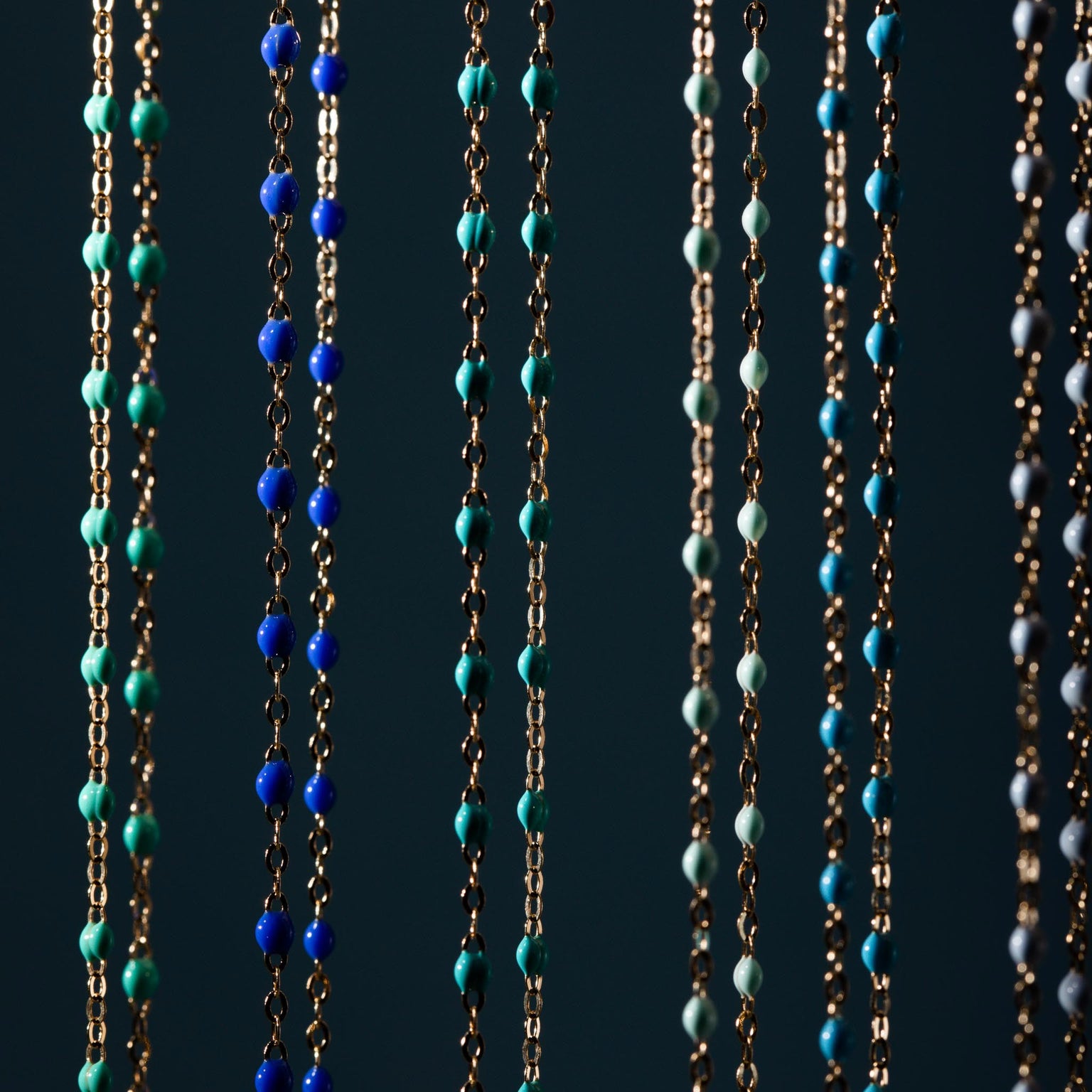 Gigi Clozeau - Bracelet bleu fluo Classique Gigi, or jaune, 19 cm